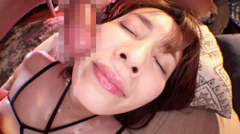 【奥田咲1】ご奉仕しておマ●コグチョ濡れでイクイク変態マゾペットへと堕ちていく出会い系アプリで知り合った巨乳人妻の画像