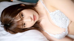 【えなこ28】日本一カワイイコスプレイヤーの美バスト・美尻とカワイイ顔面を堪能するグラビア画像③の画像