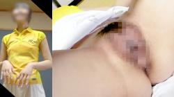 【eros3026ノーパン盗撮】ノーパン・ノーブラでストレッチさせられぷりっぷりのマン肉おマ●コとピンクアナルを晒してしまうテニス合宿中の若い娘の画像