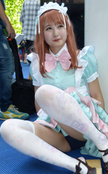 期待に応えるレイヤーチラ見せ★エロ画像49枚の画像