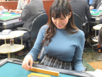 正面から胸の膨らみを楽しむ★エロ画像49枚の画像