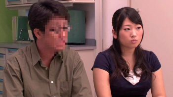 寝取られ願望のある旦那の依頼で巨乳を揉まれメス堕ちする人妻の画像