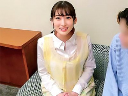 童貞君の願望で乳首を吸われメス堕ちしそのまま中出しされる美人保育士の画像