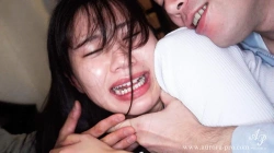 エリート夫に恨みを持つ輩に拉致られ撮影されながら輪姦され続け孕まされる美人妻の画像