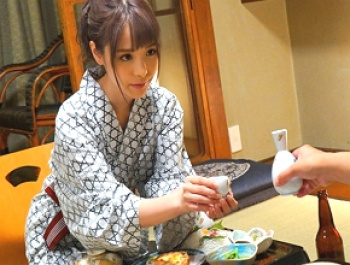 美人OLが出張先の旅館で相部屋になった上司に睡眠薬を盛られて意識がほぼ無い状態で襲われてレイプされる!の画像