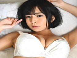 【VR】ライブ会場で出会って意気投合した巨乳美少女と盛り上がってトークしすぎて…の画像