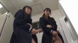 [ふたなりJK] 授業中にナニしてるんか!!勃起が抑えられない制服女子校生たちの強烈な射精現場の画像