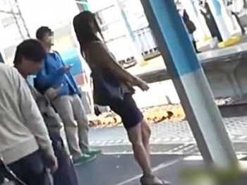 ＜ＪＤ＞可愛い女子大生に粘着！痴漢した後も拉致・拘束し黒人のメガち●ぽ参戦でお漏らしした敏感ま●こを凌辱し中出しレイプ！の画像