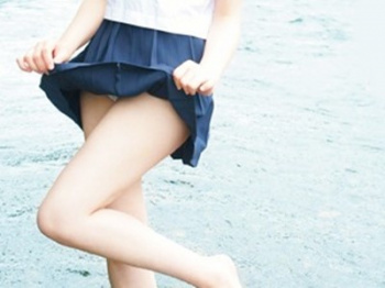 ＜JK＞アナルに執着する男との尻穴SEXを受け入れ尻ま●こを犯される美少女！3Pや浣腸など男の言いなり奴隷になるドM娘　の画像