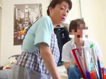 ＜おばさんレンタル＞『おばあさんよ？』六十路の家事代行熟女をナンパ！若者のセクハラをもスルーする巨乳ＢＢＡを鬼突き中出しの画像