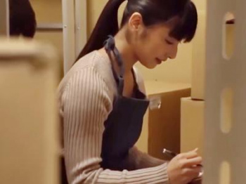 ＜人妻＞倉庫裏でレ●プ魔とグルの同僚に凌辱される微乳熟女！極上のスレンダー美女を二人がかりで犯す鬼畜【中出し】の画像