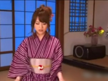 吉沢明歩・巨乳美女のSEXクリニック、網タイツの美人お姉さんが四十八手の秘技を再現の画像