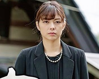 夫を亡くして早3年、未亡人となった三十路女の放つ色気は村の男たちを魅了する!の画像