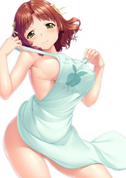 夕方からは裸エプロンに変身の画像