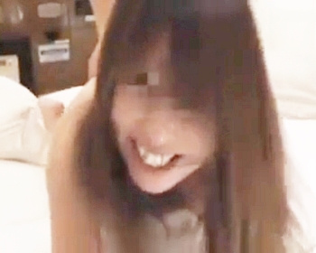 『全部残らず顔にかけてぇぇ!』ド淫語連発!性欲の底が見えないスケベ熟女は顔中ザーメン塗れにされて最後に笑うwwの画像