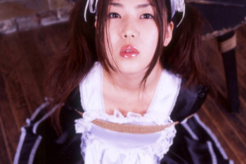 サテンメイド服の「月野しずく」美乳家政婦を緊縛するエロ画像12枚の画像