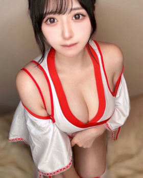 九十九ぱて 爆乳コスプレ自撮りまとめ！清楚美人レイヤーがグラマラスでエロ可愛すぎるの画像