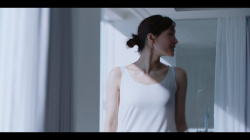 綾瀬はるか - 女性芸能人のセクシーYoutube動画の画像