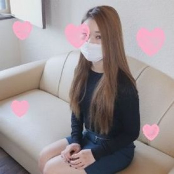 【素人個人撮影】18歳のちっぱい美少女アパレル店員を生ハメ撮り！大量濃厚中出し！の画像