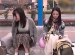 素人女子大生限定 100の質問中に突然デカチンを即ハメ！迫力の大デカチンの画像