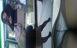 【パンチラ盗撮】超イケイケなお姉さんのストッキング越しのムレムレパンティ盗撮の画像
