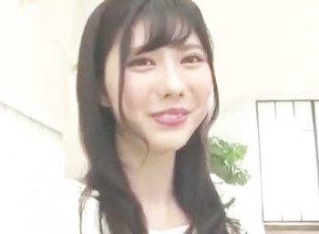 ♥初体験の生ハメ…無許可中出し「中はダメぇぇえ…でも気持ちいいの♥」人生で一番の絶叫イキ狂いの画像