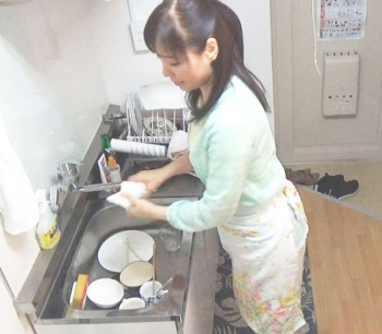 ♥55歳人妻に中だし「こんなおばさんを抱いてくれるの？…♥」ご無沙汰おまんこは久しぶりに女に戻って精子を搾り取っちゃうの画像