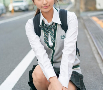 ！Schoolgirlの1cm1万円のギリギリ極太ディルドチャレンジ！潮・潮・お潮スプラッシュ…dick欲しくなってnakadashiSpermどぴゅぅぅの画像