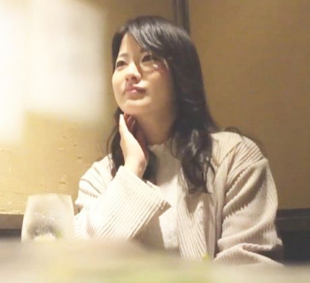 ！！金曜夜の仕事帰りの人妻中だしナンパ「結婚して女から家族になっちゃって…ご無沙汰ですね」そのままホテルで挿れちゃったの画像