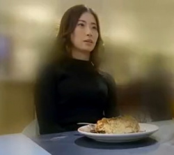 !!34歳人妻と中出し「奥様、久しぶりのSEXを僕としませんか?…!!」中出ししても治まらない性獣おマンコは愛液溢れてチンポから精子を搾りだしちゃうの画像