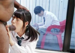 【丸見え号】「外に彼ぴいるのに…本当にヤバいって」MM号内で黒人のメ本気ンポにNTRてしまうレディー校生の画像