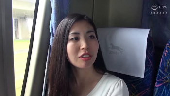 知りあいの人妻を連れて温泉旅行へ＆知り合い男性と行った夫に内緒の温泉旅行にてTHE BEST＋未公開特典映像30分の画像