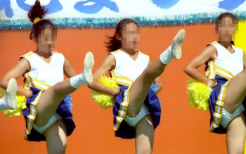チアガールって見せパンでも面積的にパンツ見られてるのと一緒だよねwの画像