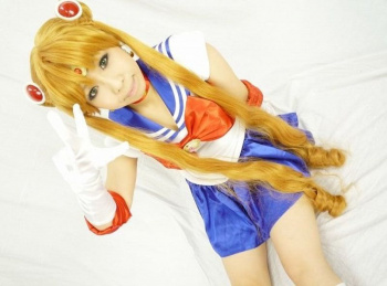 セーラームーンのコスプレをしてる女の子のエロ画像!の画像