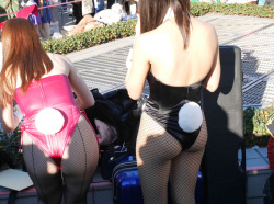 尻尾付きのバニーガールコスプレイヤーのエロ画像！可愛いですねｗの画像