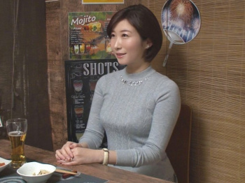 ☆人妻ナンパ☆ 31歳だという真面目すぎる旦那さんとのセックスライフに物足りなさを感じてる上品そうな見た目の美人奥さまがとびきりスケベな淫乱メス犬に豹変!仕事帰りに立ち寄った近所の居酒屋で出会ったイケメンの年下男子に口説かれてソノ気になった欲求不満のアラサー人妻が魅せる淫らな姿を見逃すな!の画像