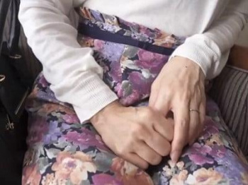《熟女ナンパ》『オバサンでいいの？♡』妖艶淑女な55歳！５０代を感じさせない極上マダムの美脚美熟女人妻に中出し種付け！の画像