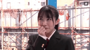 【マジックミラー号】「わかんないよ…」経験の浅い女子高生は彼氏のチンポを当てきれず彼に懺悔しながら生肉棒の餌食の画像