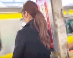 陰湿電車痴漢　駅で見かけた制服美少女に痴漢＆ザーメンぶっかけの画像