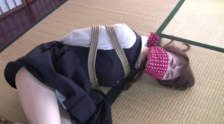 須川ことみ 誘拐監禁された女子校生が緊縛されてレイプ前の静かな午後を悶え苦しむ動画の画像