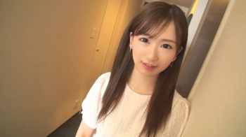 【ゆう 19歳 家事手伝い】純白ワンピースが似合う貧乳清楚娘は敏感ボディ！電マでもクンニでもオチンチンでもピクンピクン絶頂の画像