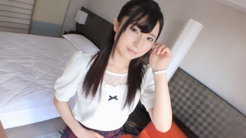 【かおり 19歳 喫茶店アルバイト】乳首もクリトリスも超敏感だけど膣穴は処女!男性とのセックスの気持ち良さに開眼する貧乳娘の画像