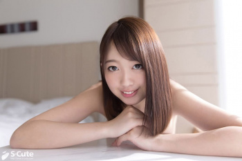 【An(三田杏(川田みはる))】高身長で美脚、高嶺の花的美少女の性感帯はこの美脚にあり!太腿の裏が弱いのですの画像