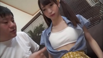 うっすらとメンヘラの傾向が高いつるまんJKとしては膣内射精。の画像