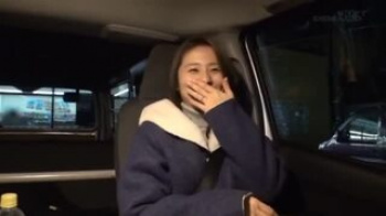 更新2021年2月12日 素人美人人妻さんをナンパハメ撮り かわいい顔の人妻さんもエッチ上手でチンポ咥えて舐めまくるの画像