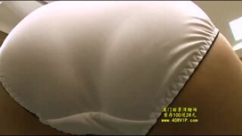 更新7月10日 素人巻き髪お姉さんが発情おまたを擦り付け愛液滲ませパンティーに染みの画像
