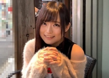 マッチングアプリで知り合った透明感ある19歳の素人娘にたっぷり顔射するハメ撮りSEXの画像
