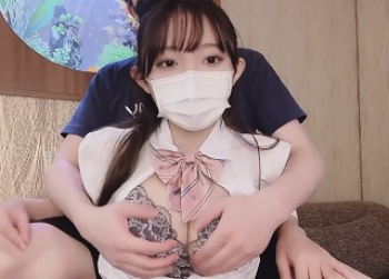 【個撮】学校帰りの18歳色白巨乳な神カワ彼女をハメたプライベートSEX映像の画像