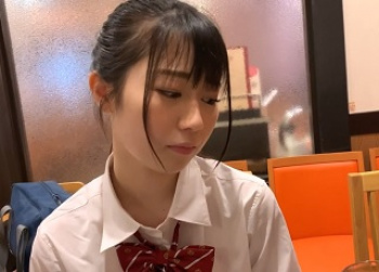 優等生タイプの制服JK ミニマムボディに種付けプレスでチ〇ポ叩き込む生ハメSEXの画像