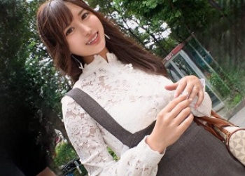 誰でも中出しOKな超ビッチ美女！Tiktokで見つけた30歳若妻に中出し×中出し！の画像